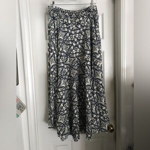 Elegant Dark navy and White Patterned Palzzo pants
